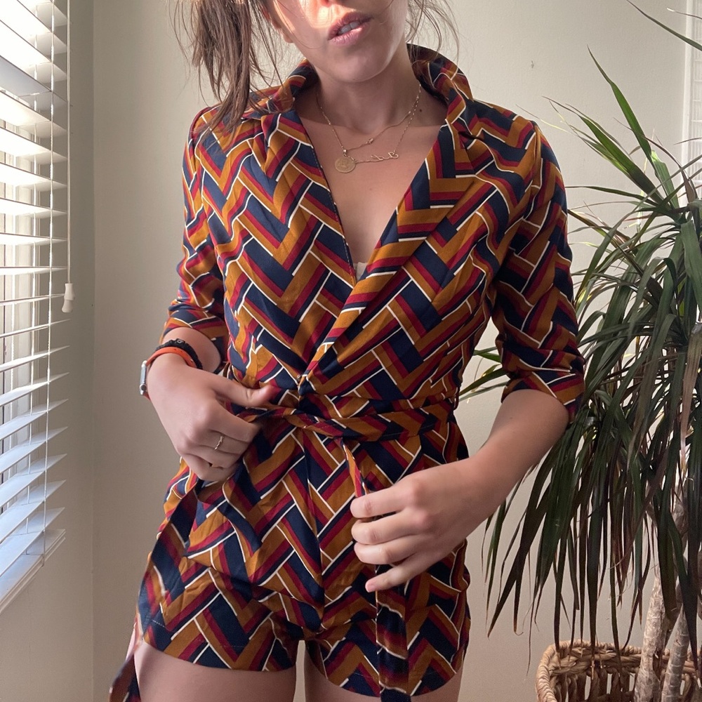 COOL ROMPER - Picture 2 of 4